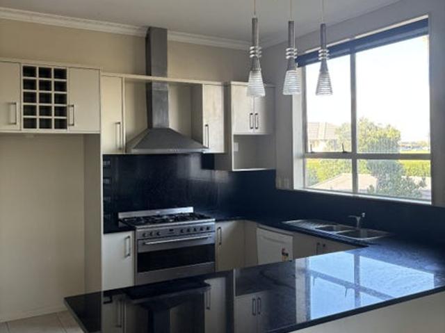 House for rent in Paremoremo, Oroua County