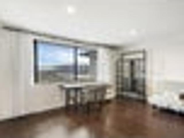 House for rent in Paremoremo