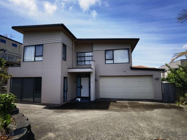 House for rent in Wairau Valley