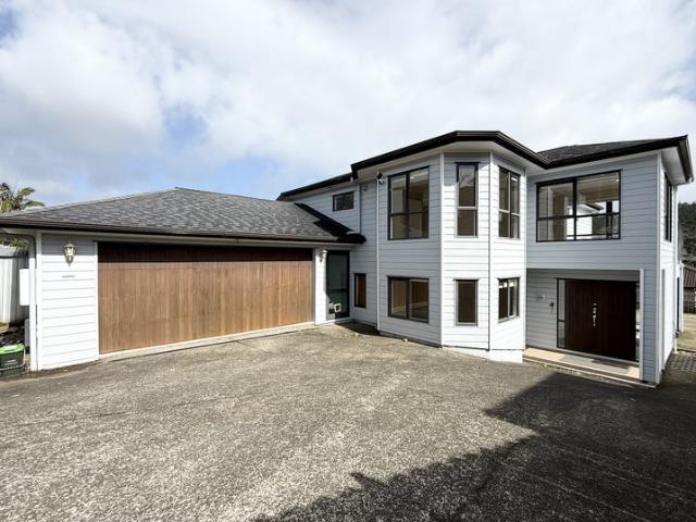 House for rent in Paremoremo, Oroua County