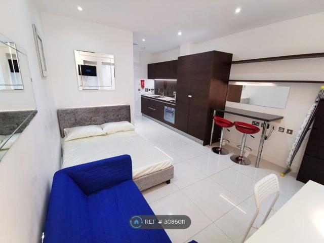 Studio for rent in London Borough of Camden, Greater London