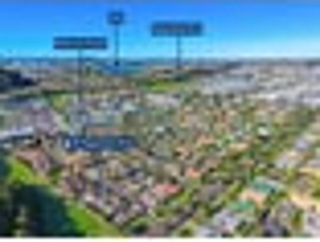 House for sale in Paremoremo