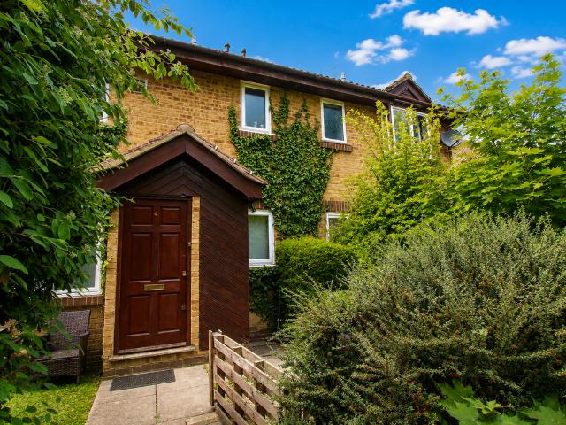 House for rent in Colnbrook with Poyle, Slough