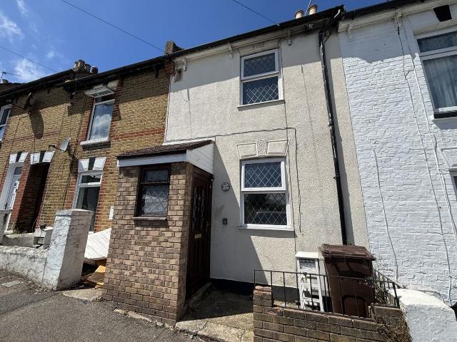 House for rent in Luton, Chatham