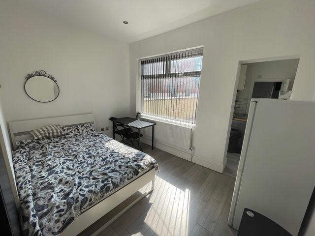 Studio for rent in Spon End, Coventry