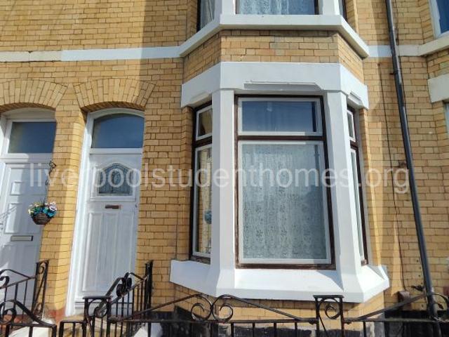 House for rent in Kensington, Calderstones