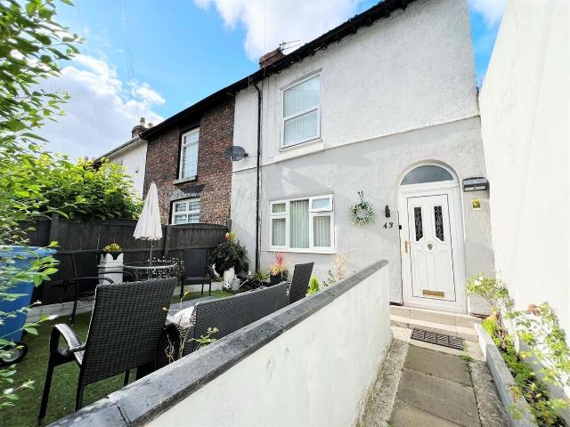 House for rent in Calderstones
