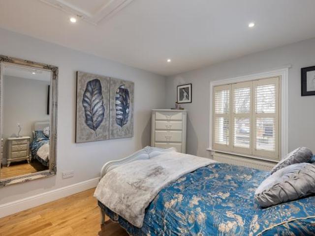 House for rent in North Sheen, Greater London