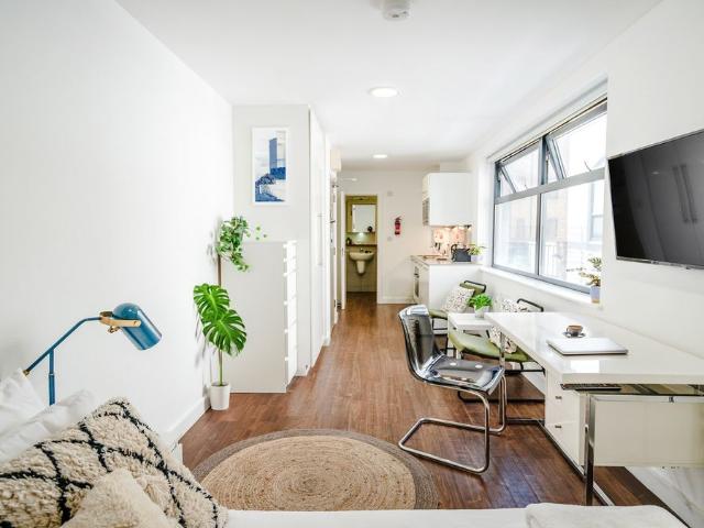 Apartment for rent in London Borough of Camden, Greater London