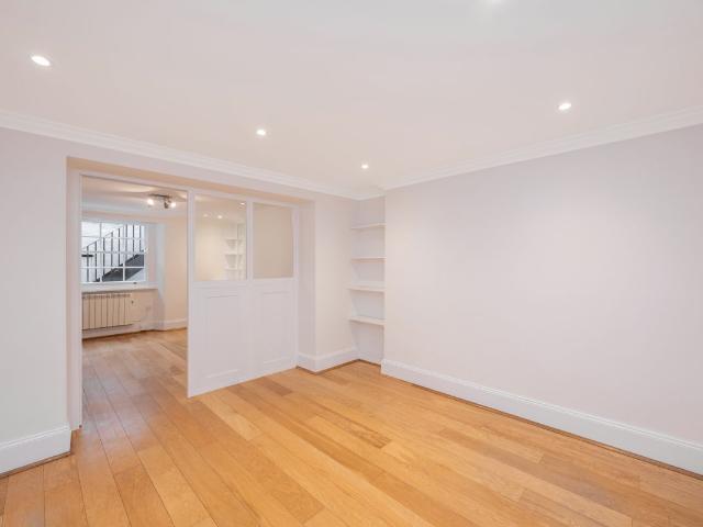 Apartment for rent in Fitzrovia, Greater London