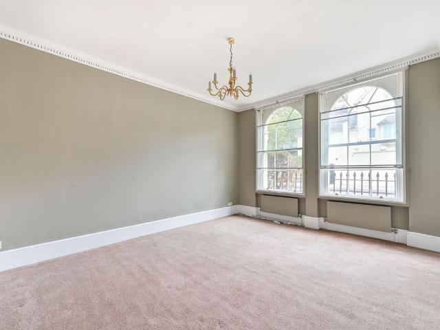 House for rent in Chalk Farm, Greater London