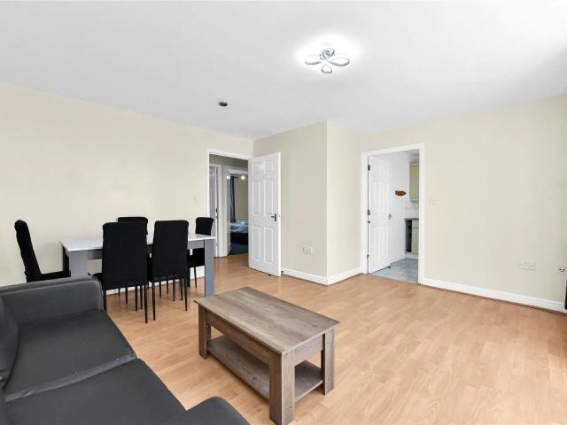 Apartment for rent in London Borough of Newham, Greater London
