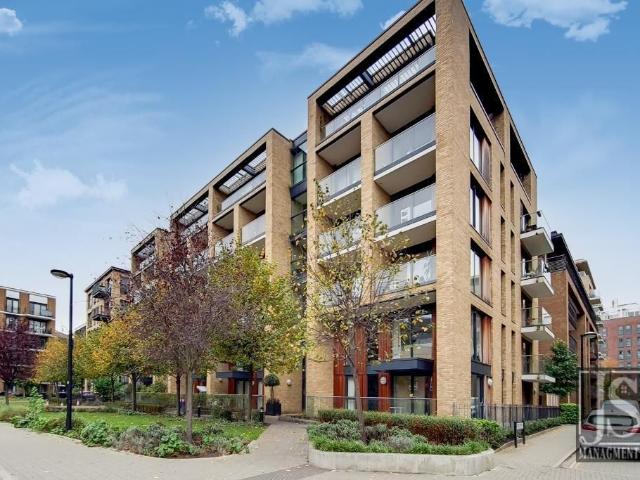 Apartment for rent in Canada Water, Greater London