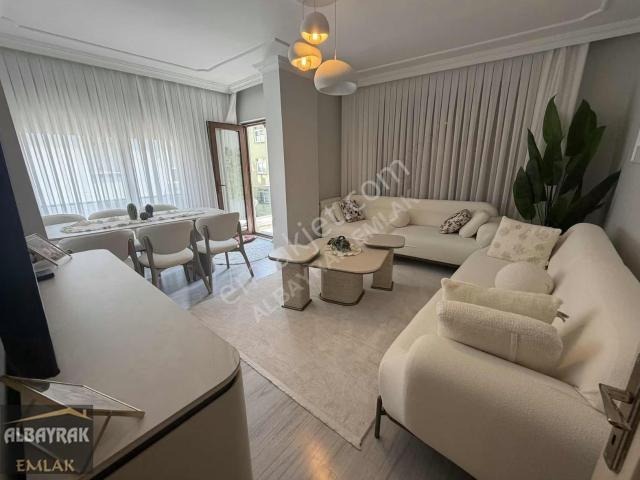 Ümraniye, İstanbul içerisinde satılık mülk