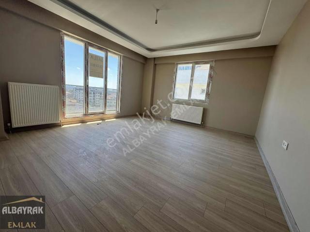 Ümraniye, İstanbul içerisinde satılık mülk