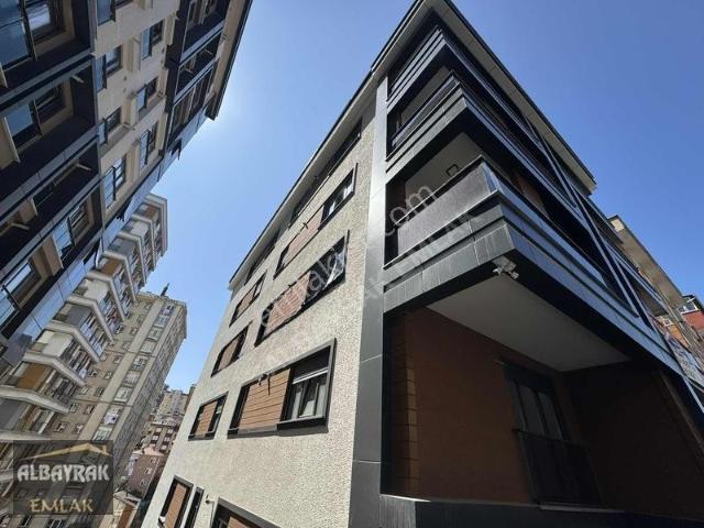 Ümraniye, İstanbul içerisinde satılık mülk