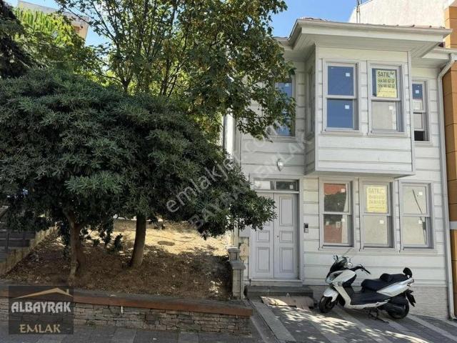 Üsküdar, İstanbul içerisinde kiralık Kösk
