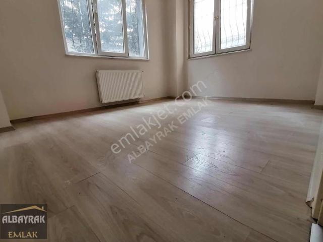 Ümraniye, İstanbul içerisinde kiralık mülk