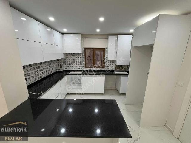 Ümraniye, İstanbul içerisinde kiralık mülk