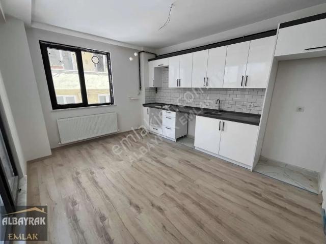 Ümraniye, İstanbul içerisinde kiralık mülk