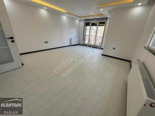 Ümraniye, İstanbul içerisinde satılık mülk
