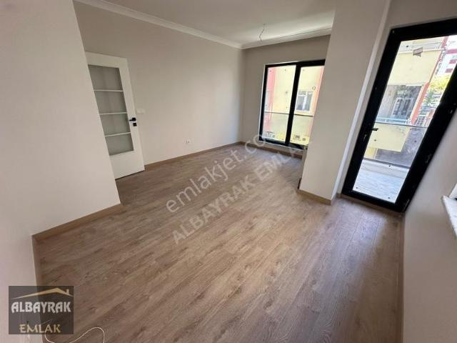 Ümraniye, İstanbul içerisinde satılık mülk