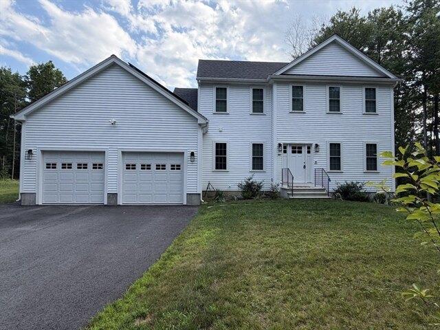 House for sale in North Uxbridge, Massachusetts