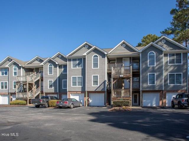 Condo for sale in Hertford