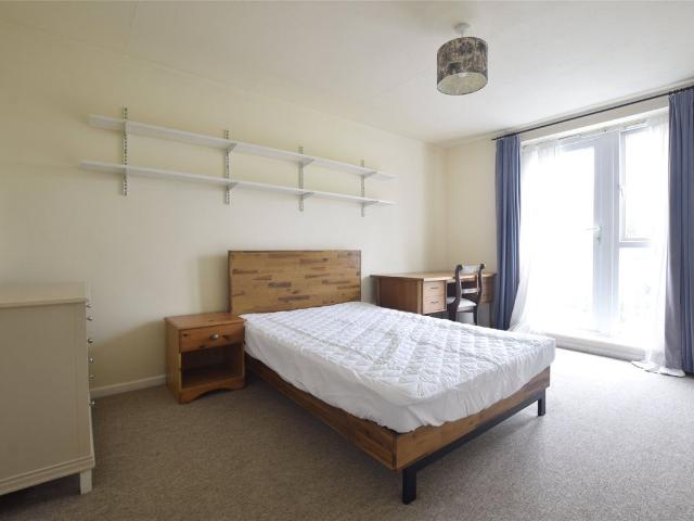 Room for rent in Marle Hill, Cheltenham