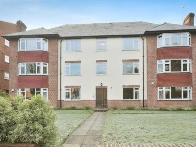 House for sale in Upchurch, Gillingham