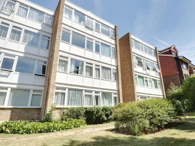 Apartment for rent in London Borough of Bromley, Greater London