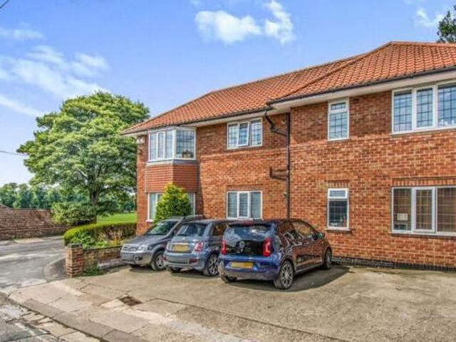 House for sale in High Field, York