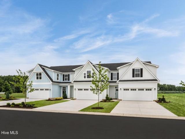 Townhouse for sale in Hertford, North Carolina