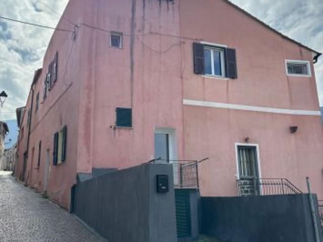 Appartamento in vendita a Albenga, Liguria