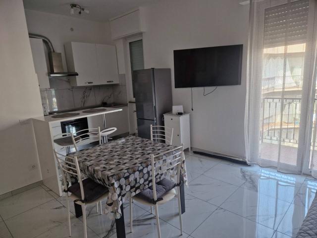 Appartamento in affitto a Albenga, Liguria