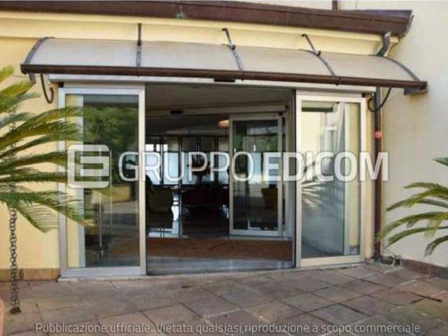 Locale Commerciale in vendita a Unione di comuni Montana Lunigiana, Fosdinovo