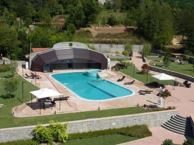 Locale Commerciale in vendita a Unione di comuni Montana Lunigiana, Villafranca In Lunigiana
