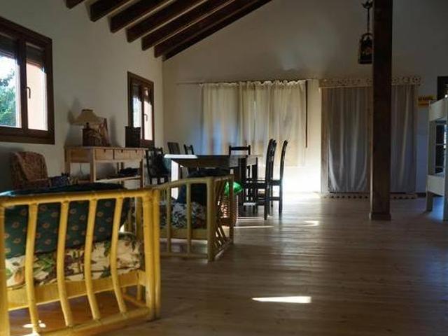 Casa en alquiler en Carucedo