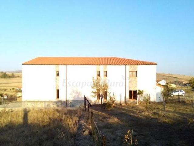Casa en alquiler en Fuentes De Magaña, Castilla y León