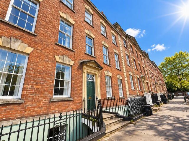 Studio for rent in Cumberland Basin, Bristol