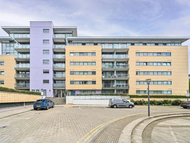 Apartment for rent in Reach, Greater London