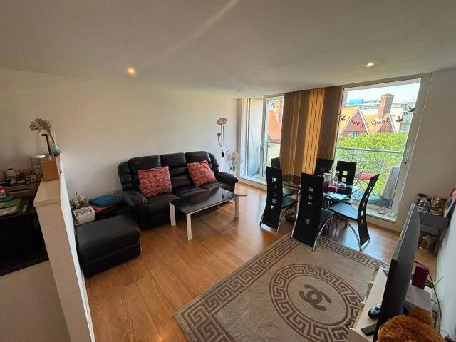 Apartment for rent in Reach, Greater London