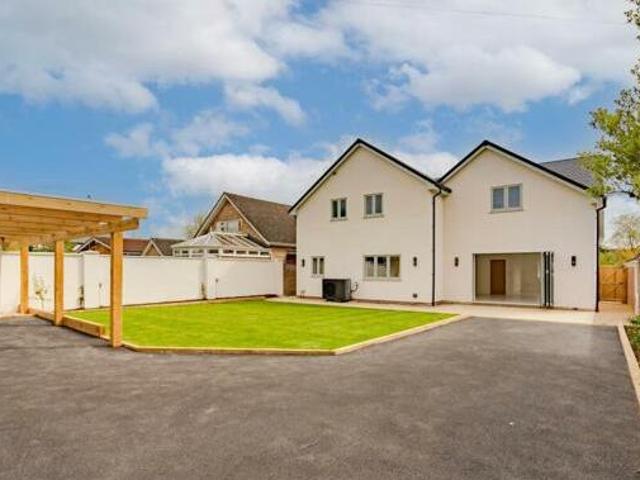 House for sale in Cleevemount, Golden Valley
