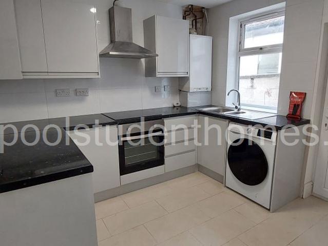 House for rent in Kensington, Calderstones