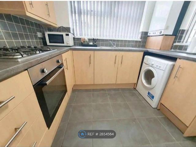 Room for rent in Kensington, Calderstones