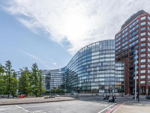 Apartment for rent in South Lambeth, Greater London