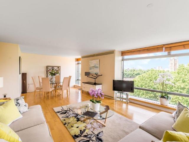 Apartment for rent in London Borough of Lambeth, Greater London
