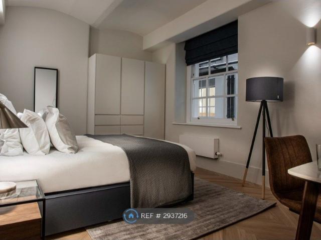 Apartment for rent in Knightsbridge, Greater London