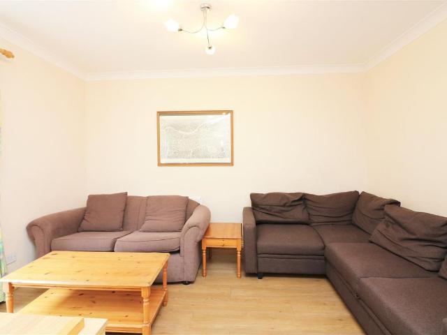 House for rent in Ratcliffe, Limehouse