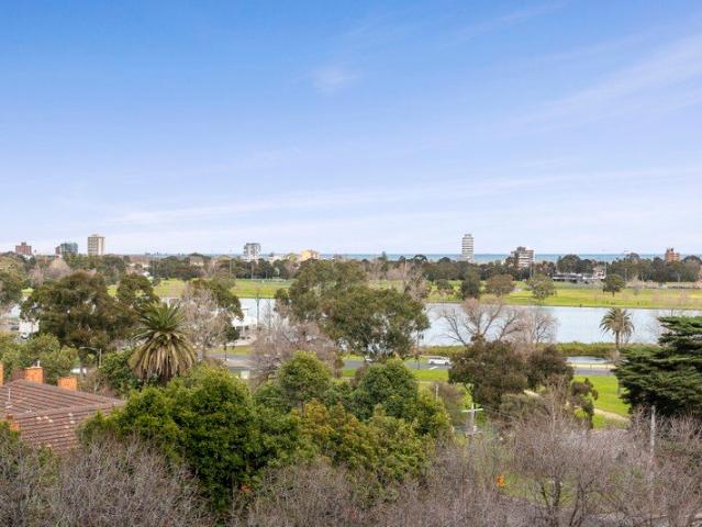 Apartment for sale in Camerons Creek, Victoria